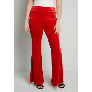 NWT ModCloth Loving The Luxe Life Velvet Flare Leg Vibrant Hollyberry Red Size M